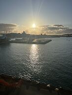 Waterfront Seaview Hotel Apartments