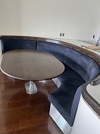 Waterfront Seaview Hotel Apartments