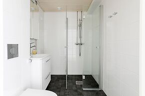 2ndhomes Modern 1BR Apartment w Balcony