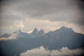 Lo Mustang Himalayan Resort