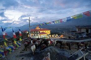 Lo Mustang Himalayan Resort