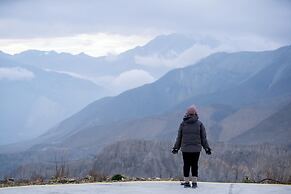Lo Mustang Himalayan Resort