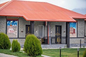 Lo Mustang Himalayan Resort