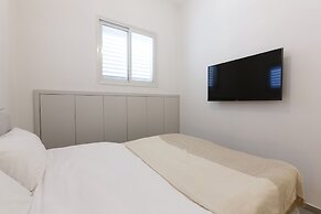 AirTLV - Kamuel Apartments