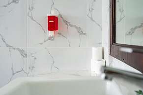 Pini Sentana Village