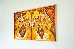 Pini Sentana Village