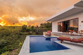 Pini Sentana Village