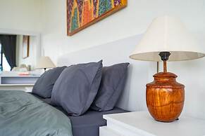 Pini Sentana Village