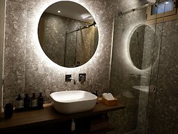 Kaiser Luxury Suites