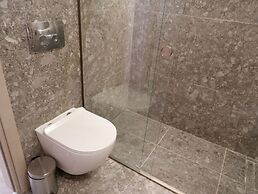 Kaiser Luxury Suites