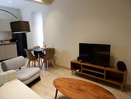 Kaiser Luxury Suites