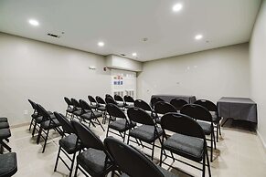SureStay Studio by Best Western Conroe Downtown