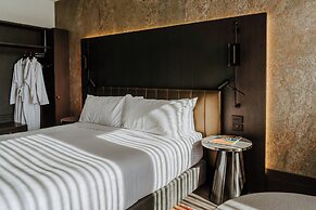 The Motley Hotel Richmond, Tapestry Collection by Hilton