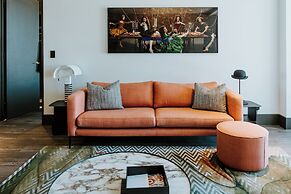 The Motley Hotel Richmond, Tapestry Collection by Hilton