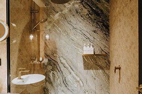 The Motley Hotel Richmond, Tapestry Collection by Hilton