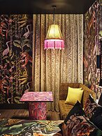The Motley Hotel Richmond, Tapestry Collection by Hilton