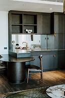 The Motley Hotel Richmond, Tapestry Collection by Hilton