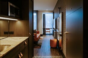 The Motley Hotel Richmond, Tapestry Collection by Hilton