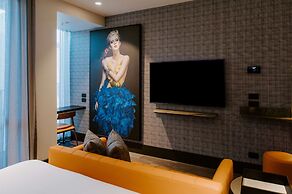 The Motley Hotel Richmond, Tapestry Collection by Hilton