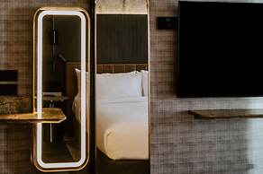 The Motley Hotel Richmond, Tapestry Collection by Hilton