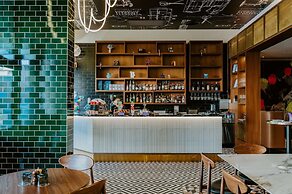 The Motley Hotel Richmond, Tapestry Collection by Hilton