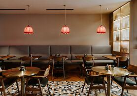 The Motley Hotel Richmond, Tapestry Collection by Hilton