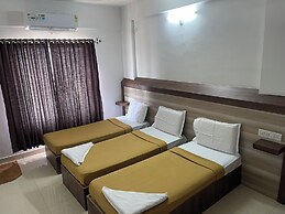 B SIX HOTEL AND LODGE