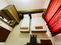 B SIX HOTEL AND LODGE