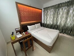 B SIX HOTEL AND LODGE