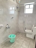 B SIX HOTEL AND LODGE