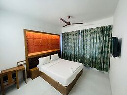 B SIX HOTEL AND LODGE