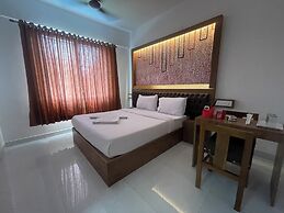 B SIX HOTEL AND LODGE