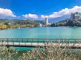 Bishui Shanju Lakeside B&B