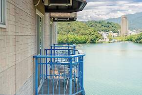 Bishui Shanju Lakeside B&B