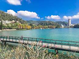 Bishui Shanju Lakeside B&B