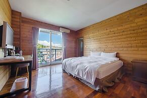 Bishui Shanju Lakeside B&B