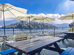 Bishui Shanju Lakeside B&B