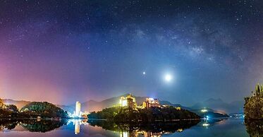 Bishui Shanju Lakeside B&B