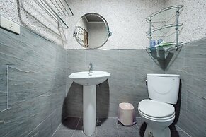 Bishui Shanju Lakeside B&B