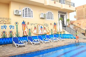 Royal Mountain Hotel