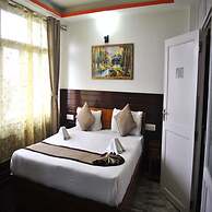 Goroomgo Kasturi Palace Darjeeling
