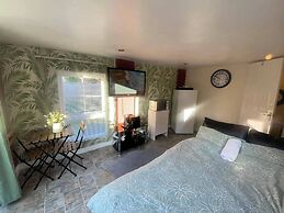 Lovely 1-bed Studio in Bristol