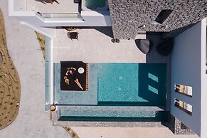 Milestones Naxos Hotel