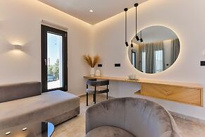 Milestones Naxos Hotel