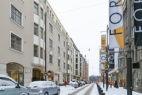 2ndhomes Central 85m2 2BR Apartment