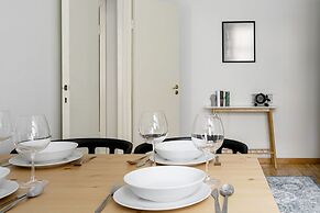 2ndhomes Central 85m2 2BR Apartment