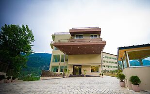 Justa Grand View Resort & Spa, Manali