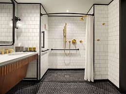 21C Museum Hotel St Louis