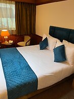 Mimi and Diamond Hotel