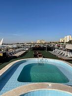 Mimi and Diamond Hotel